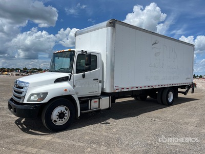 2018 Hino 268 4x2 Van Truck
