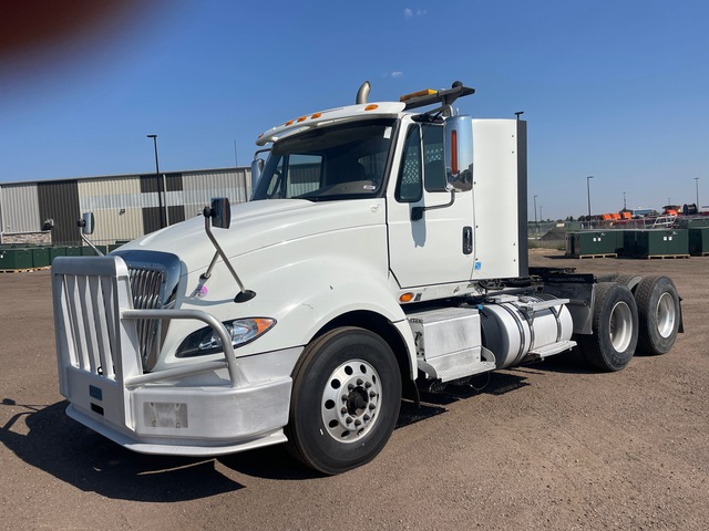 2017 International Prostar LF627 T/A Day Cab Truck Tractor