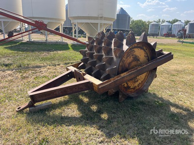Claw Foot 4 ft Packer