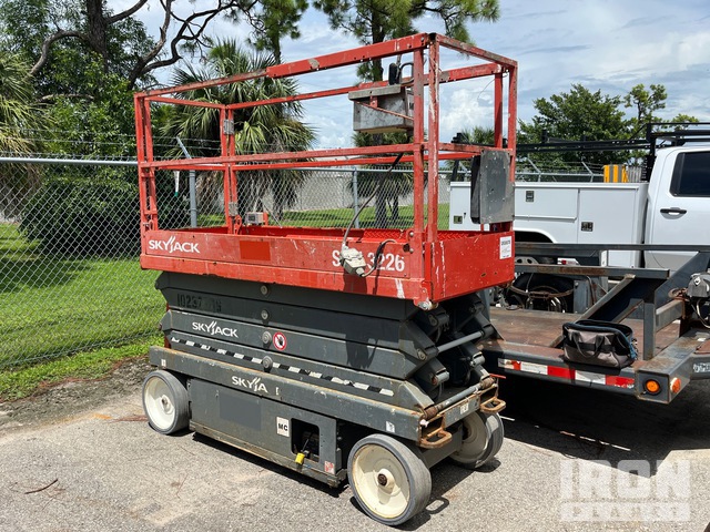 ELEVADOR TIJERA 2018 SKYJACK SJIII3226