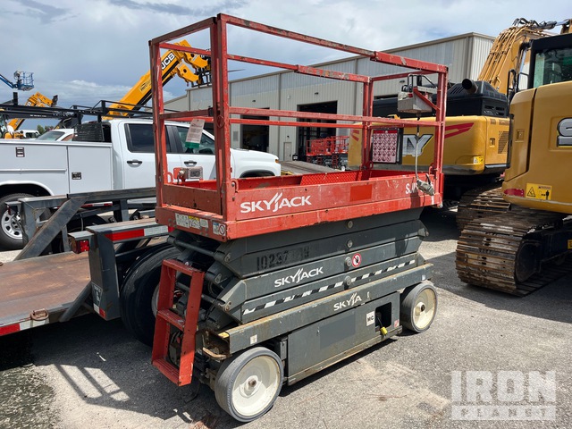 ELEVADOR TIJERA 2018 SKYJACK SJIII3226