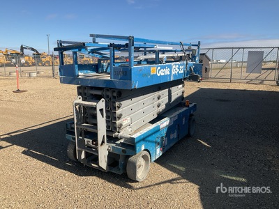 2007 Genie GS3246 Electric منصة رفع متحركة