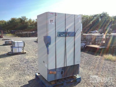 Thermo Scientific ULT2586-10-A41 Freezer