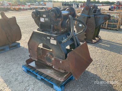 2010 Cat CVP110 34 in Plate Compactor Attachment - Fits Cat 320/322/325/330