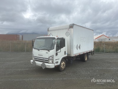 2011 Isuzu NRR 4x2 Autocarro furgonato