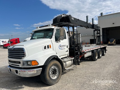 Hiab 335 K-4 7500 lb Knuckle Boom on 2003 Sterling L9500 8x4 Camión Grúa
