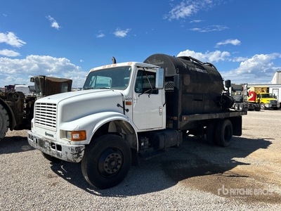 1600 gal on 1992 International 4700 4x2 Toplaag Vrachtwagen (Inoperable)