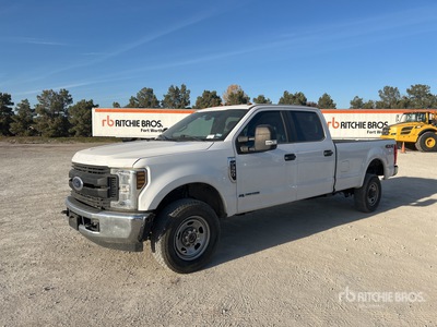2019 Ford F-350 XL 4x4 Crew Cab Pickup