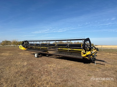 2012 New Holland HB36 36 ft Draper Windrower Header