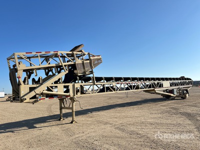 2013 Kimto 36 in x 100 ft Portable Radial Stacking Convoyeur