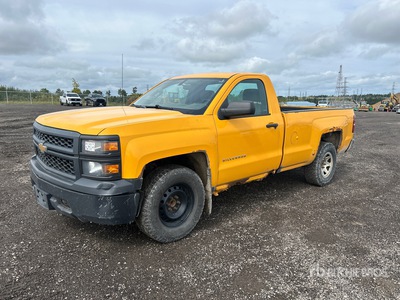 2015 Chevrolet Silverado 1500 4x2 Pickup