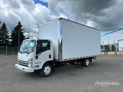 2014 Isuzu NPR 4x2 Camion fourgon