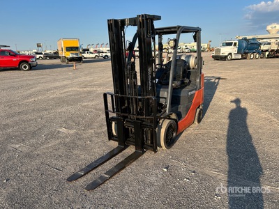 2015 Toyota 8FGCU25 4500 lb Cushion Tire Forklift