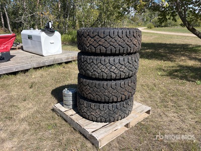 Quantity of (4) Goodyear Wrangler LT285/70R17 Duratrac Tires