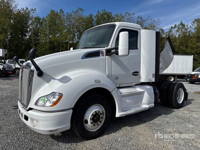 2015 Kenworth T680 4x2 Tracteur Routier