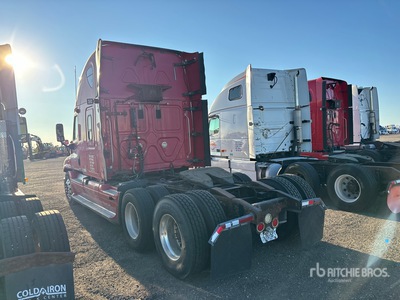 2012 Freightliner Cascadia 125 6x4 3- Achs Sattelzugmaschine mit Schlafkabine (Inoperable)