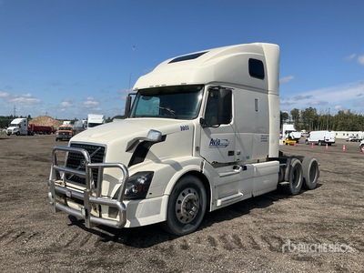 2010 Volvo VNL 6x4 Sleeper Truck Tractor