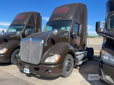 2019 Kenworthrth T680 S/A Day Cab Truck Tractor (Inoperable)