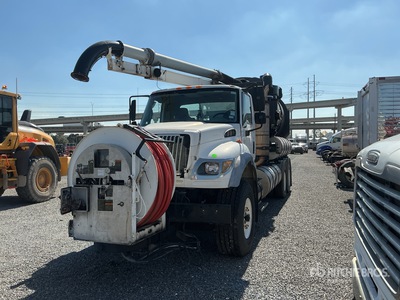 Vactor on 2006 International 7600 6x4 Vacuum Excavator Truck