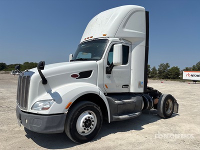 2016 Peterbilt 579 4x2 S/A Day Cab Truck Tractor