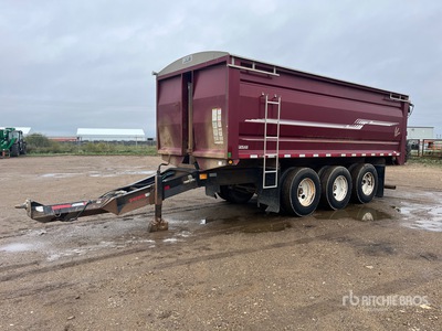 2014 Cancade 22 ft Tri/A Pup Remolque de granos