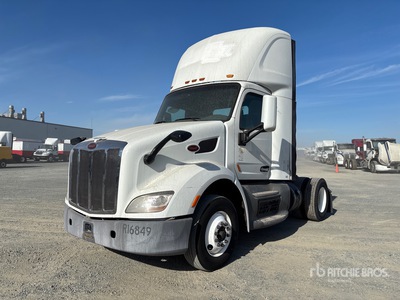 2015 Peterbilt 579 4x2 2-Achs Sattelzugmaschine