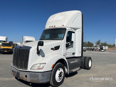 2017 Peterbilt 579 4x2 Ciągnik siodłowy z kabiną dzienną S/A