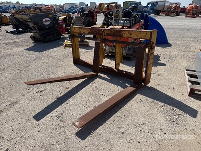 2004 60 in Wheel Loader Forks - Fits Cat 938