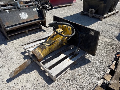 2018 Atlas Copco 44.5 in Kompaktladerbrecher