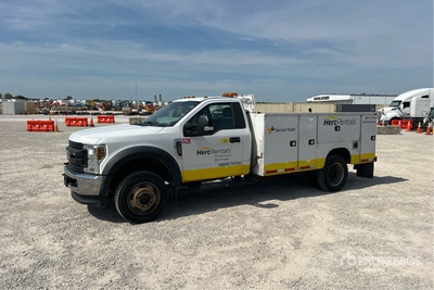 2018 Ford F-550 XL 4x4 Fuel & Lube Truck