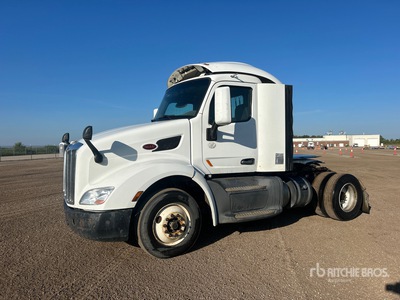 2017 Peterbilt 579 4x2 Ciągnik siodłowy z kabiną dzienną S/A