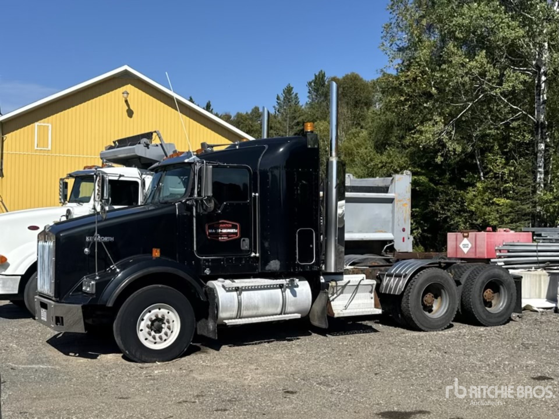 2006 Kenworth T800 T/A Sleeper Truck Tractor