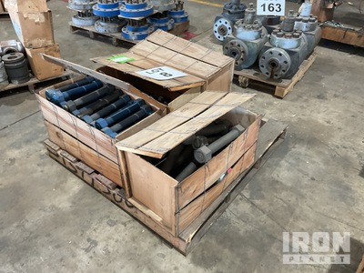 NOV TDS-150 Quantity of Studs & Nuts Equipo de taller de maquinas para yacimientos petroliferos (Unused)