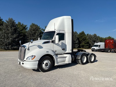 2014 Kenworth T-680 6x4 T/A Day Cab Truck Tractor