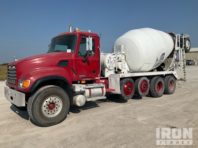 CAMIóN REVOLVEDOR 2007 MACK MCNEILUS 11 M3