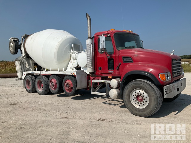 CAMIóN REVOLVEDOR 2007 MACK MCNEILUS 11 M3