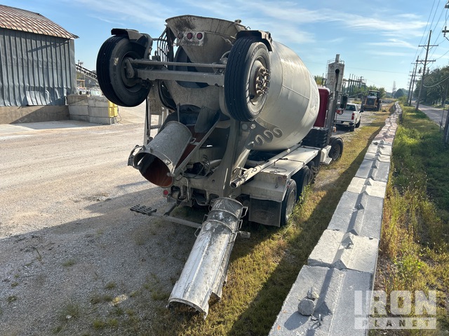 CAMIóN REVOLVEDOR 2014 PETERBILT MCNEILUS TMMB MIXER 12 CYD