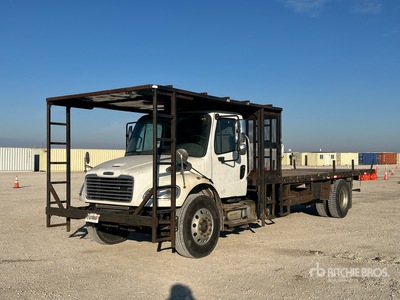 2016 Freightliner M2 106 4x4 Camión Caja Abierta