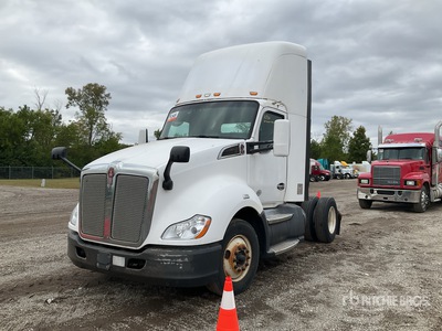2016 Kenworth T680 4x2 トラックトラクター（S/A）