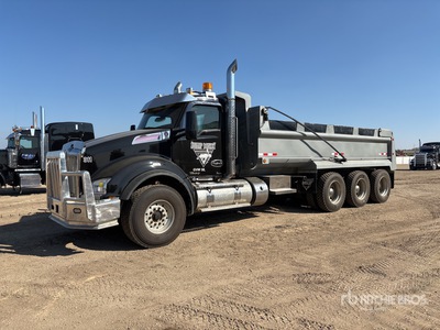 2016 Kenworth T880 Camion à benne basculante Tridem