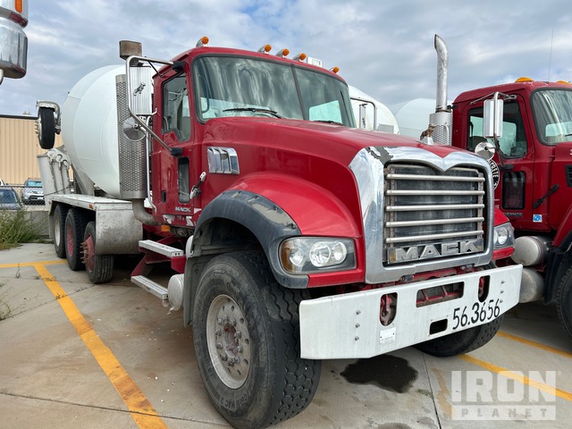 CAMIóN REVOLVEDOR 2009 MACK MCNEILUS MIXER 11 CYD