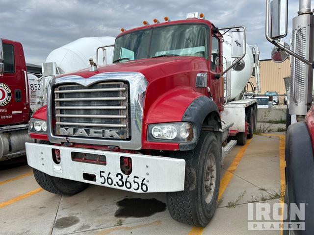 CAMIóN REVOLVEDOR 2009 MACK MCNEILUS MIXER 11 CYD