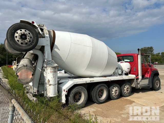CAMIóN REVOLVEDOR 2016 INTERNATIONAL CONTINENTAL MIXERS PAVING MIXER 12 CYD