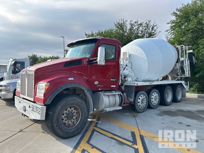 2019 Kenworth T880 Wide Hood 12x4 Mixer Truck
