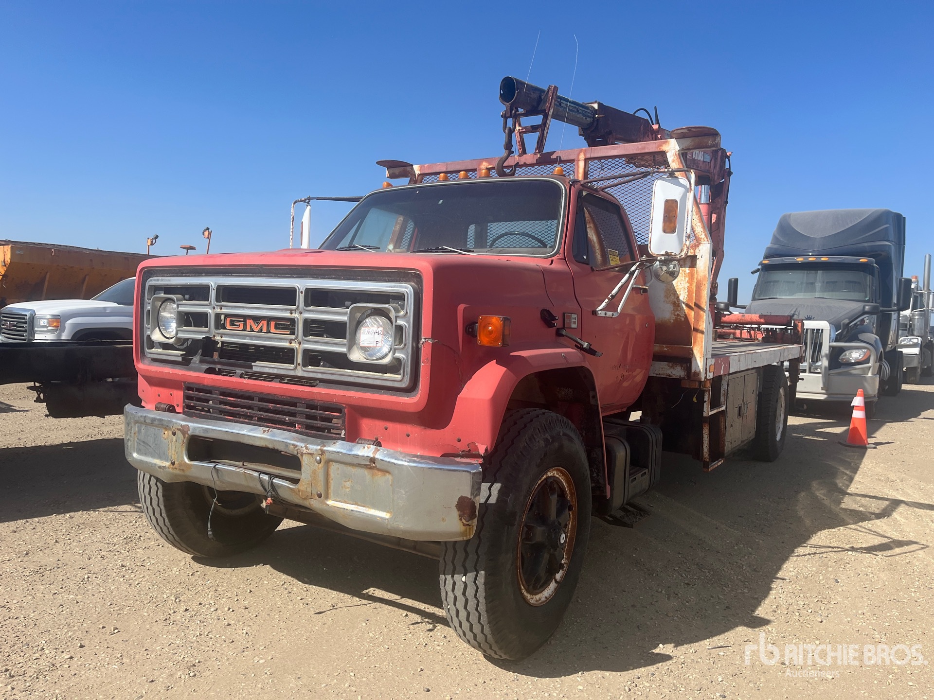 Atlas on 1981 GMC C7D042 4x2 Boom Truck