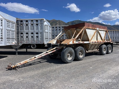 1995 Kremoc Quad/A Turntable Pup Belly Dump Trailer
