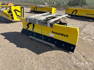 Snow Wolf Ultra 96 8 ft 2 Way Pala para nieve (Unused)