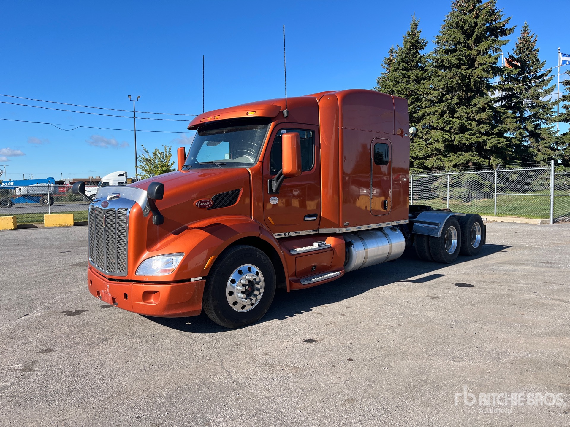 2016 Peterbilt 579 6x4 T/A Sleeper Truck Tractor