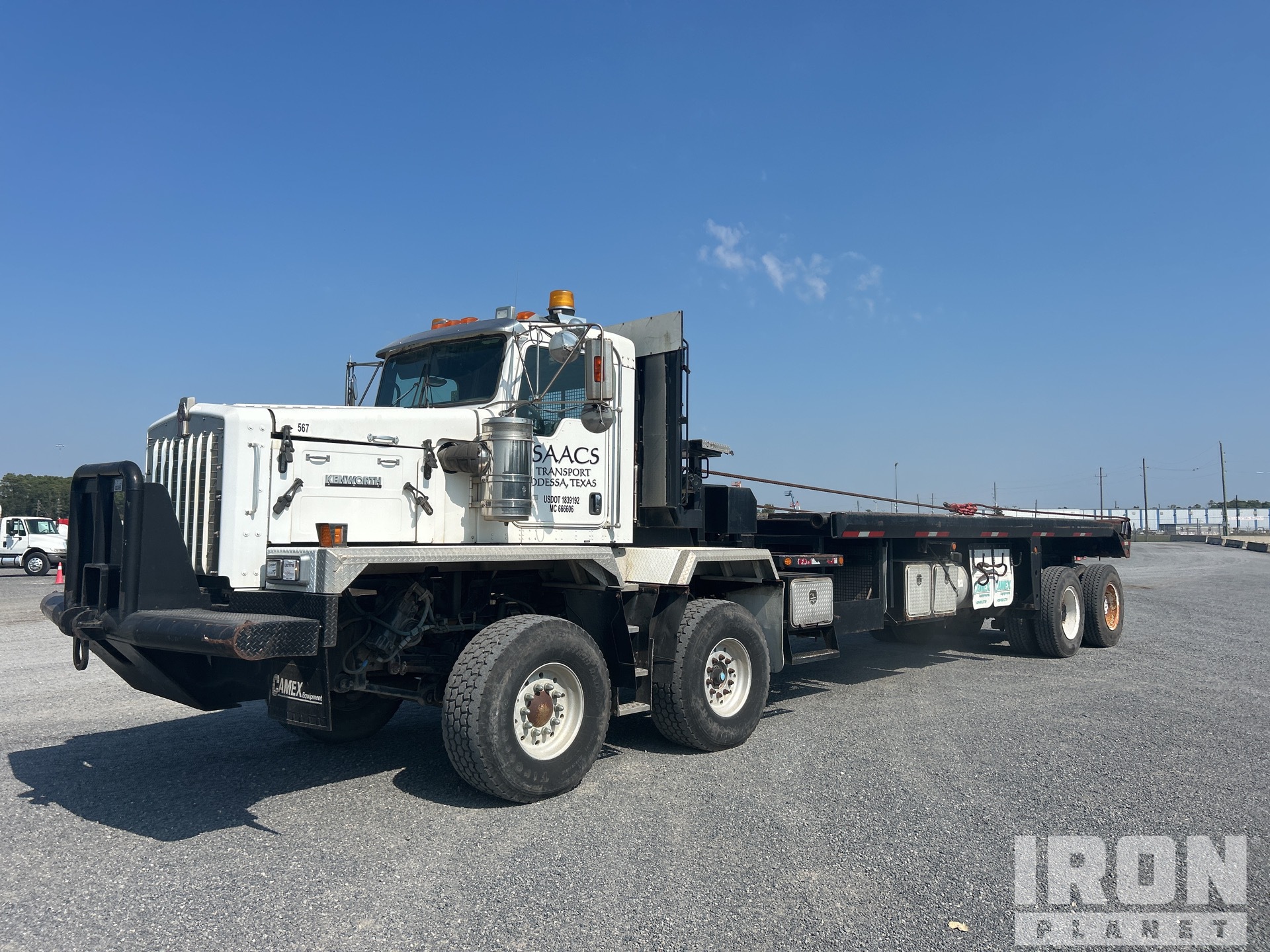 2011 Kenworth C500 8x4 Twin-Steer Rig-Up Truck