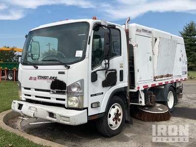 2011 Stewart-Amos Star Fire S-4 on 2010 Isuzu NPR Sweeper Truck